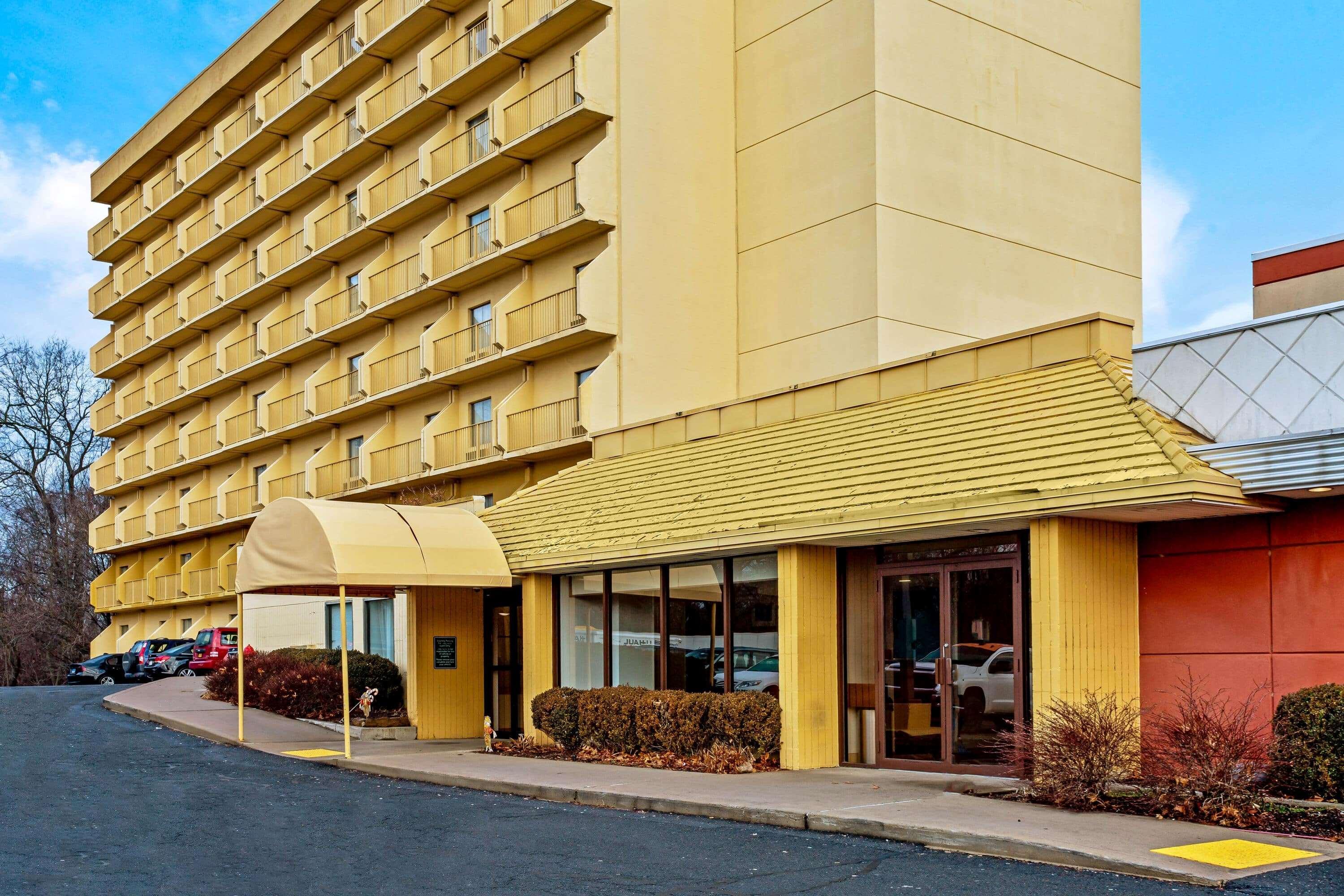La Quinta By Wyndham Stamford / New York City Buitenkant foto