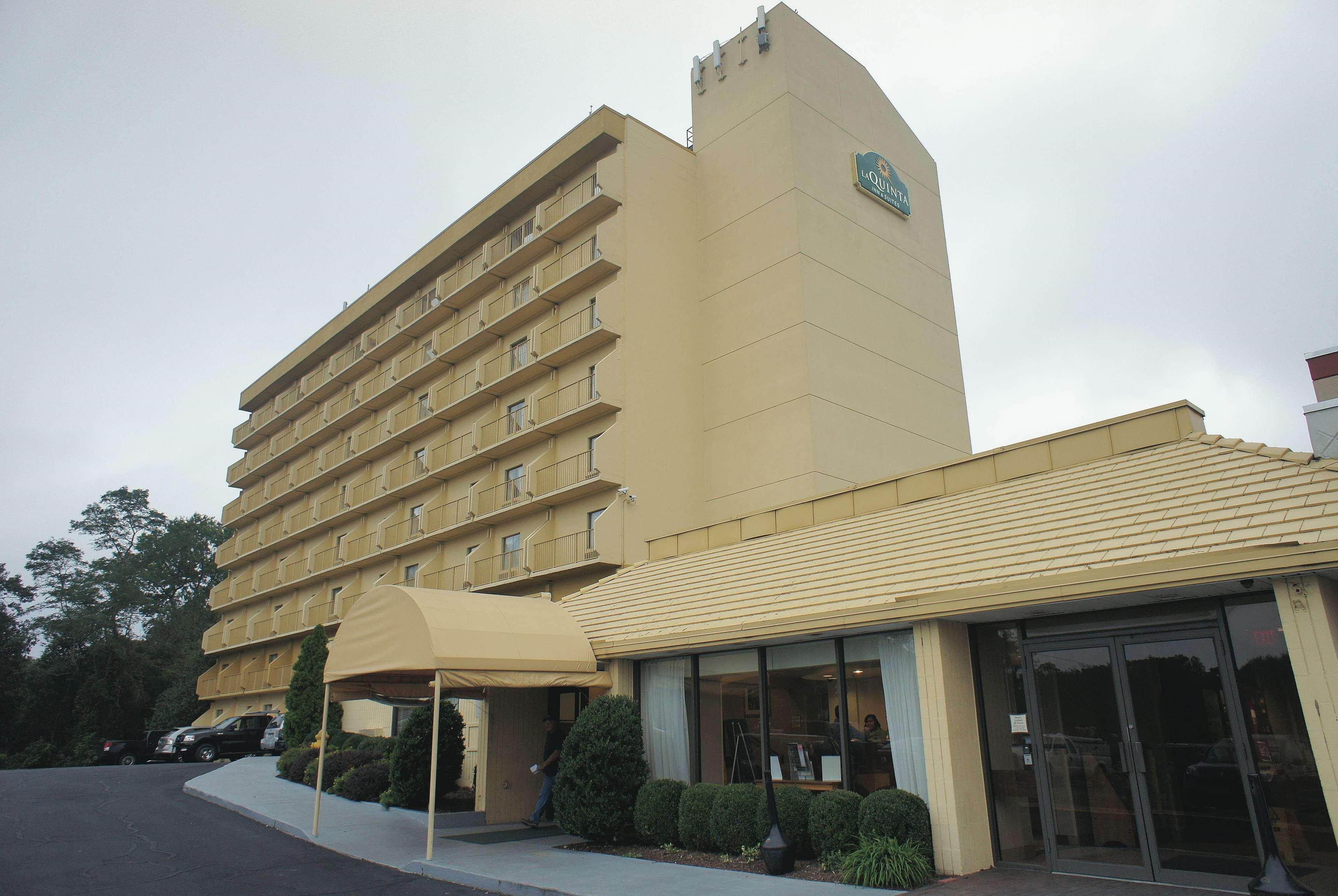 La Quinta By Wyndham Stamford / New York City Buitenkant foto