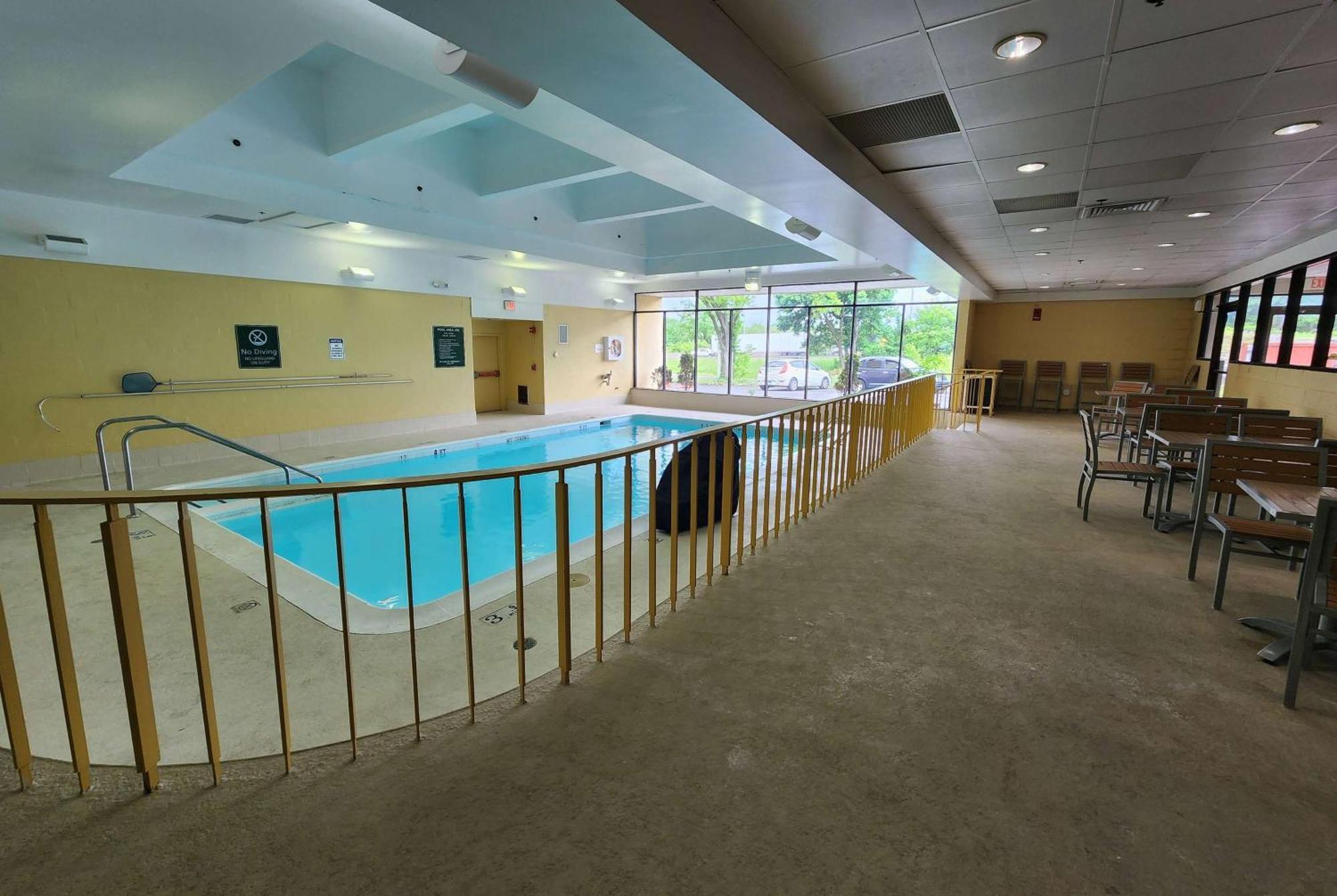 La Quinta By Wyndham Stamford / New York City Buitenkant foto