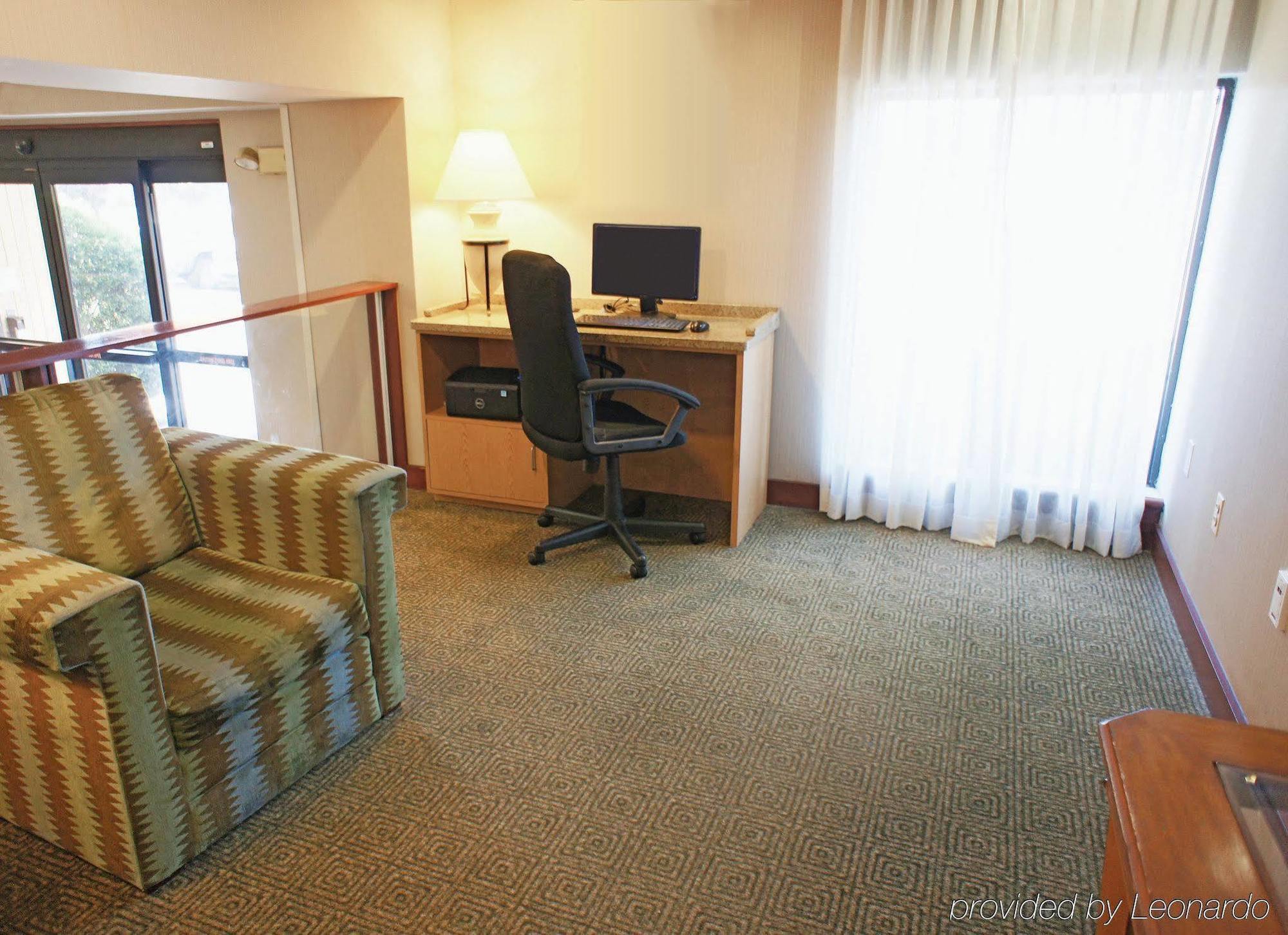 La Quinta By Wyndham Stamford / New York City Buitenkant foto