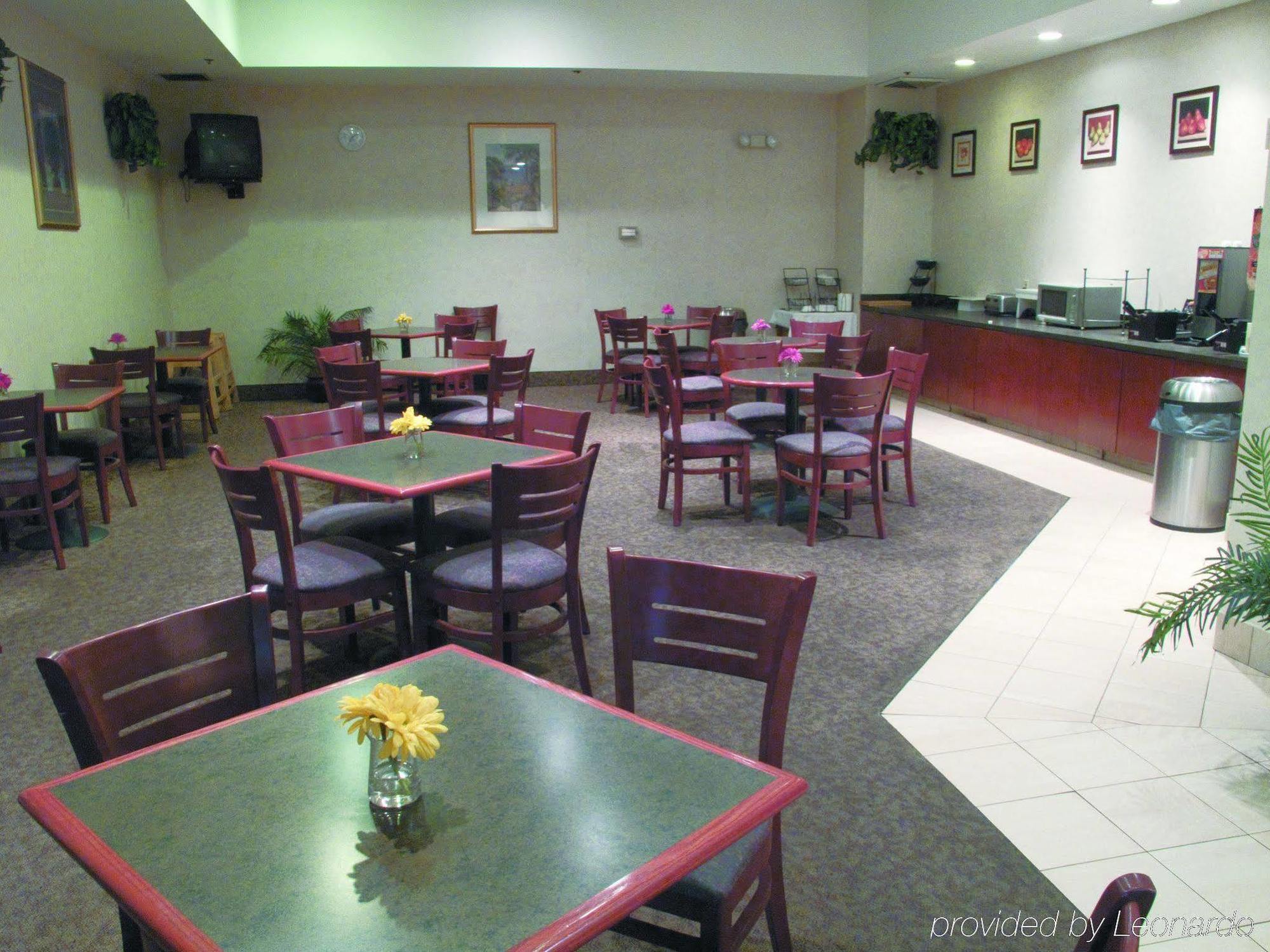 La Quinta By Wyndham Stamford / New York City Buitenkant foto